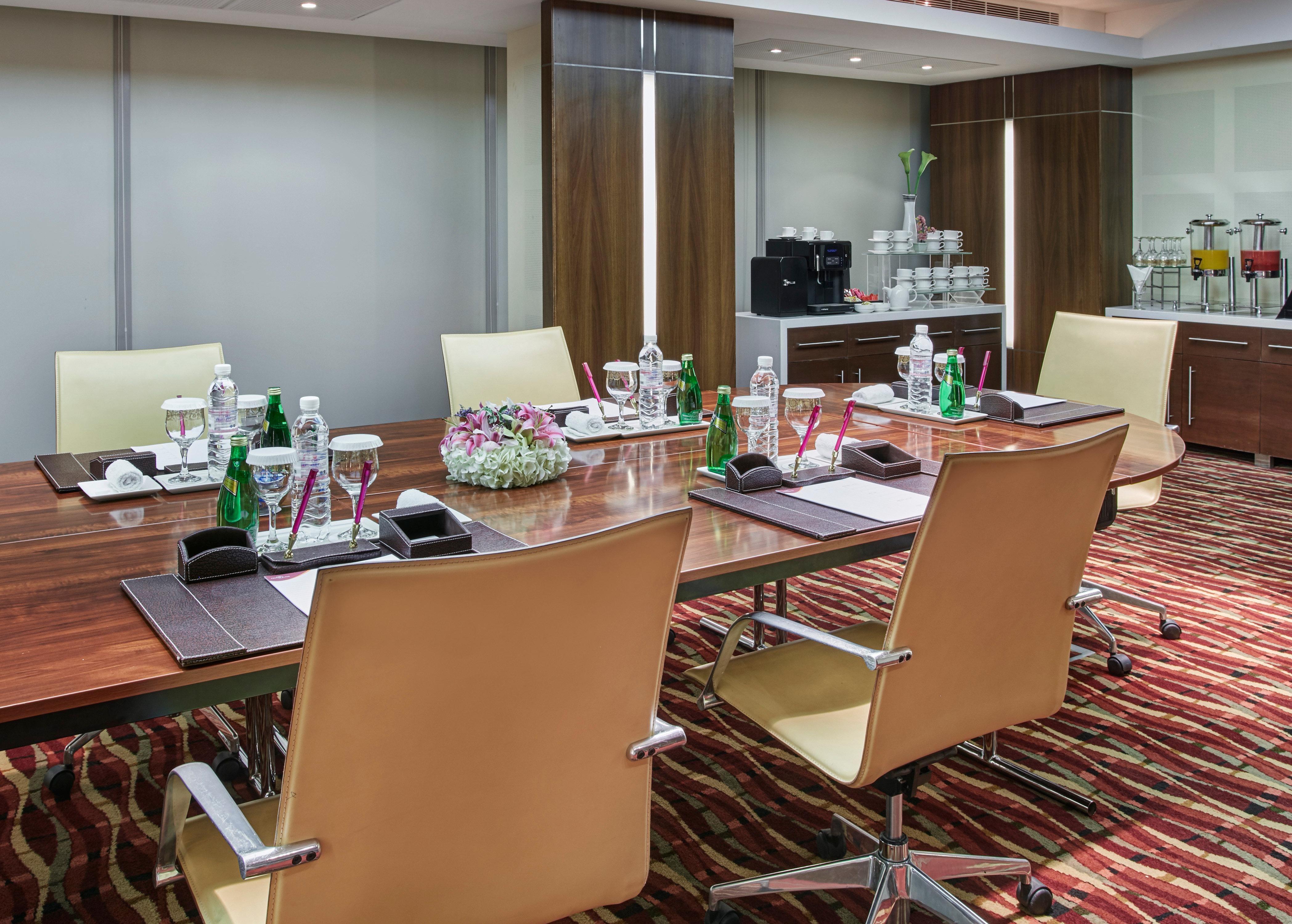 Crowne Plaza Kuwait Al Thuraya City By Ihg Kuwait City Bagian luar foto