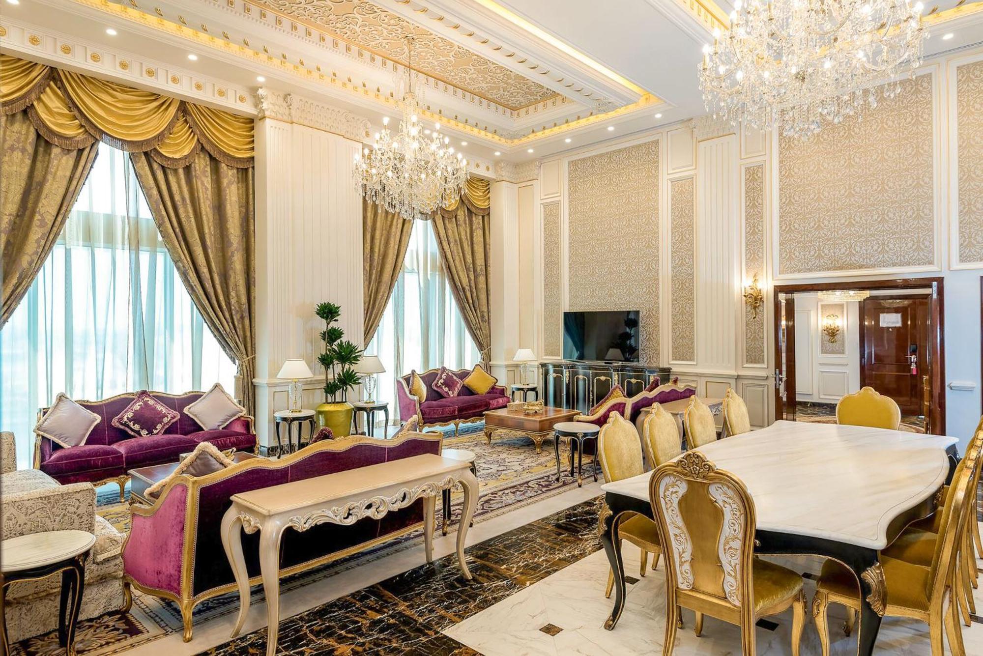Crowne Plaza Kuwait Al Thuraya City By Ihg Kuwait City Bagian luar foto
