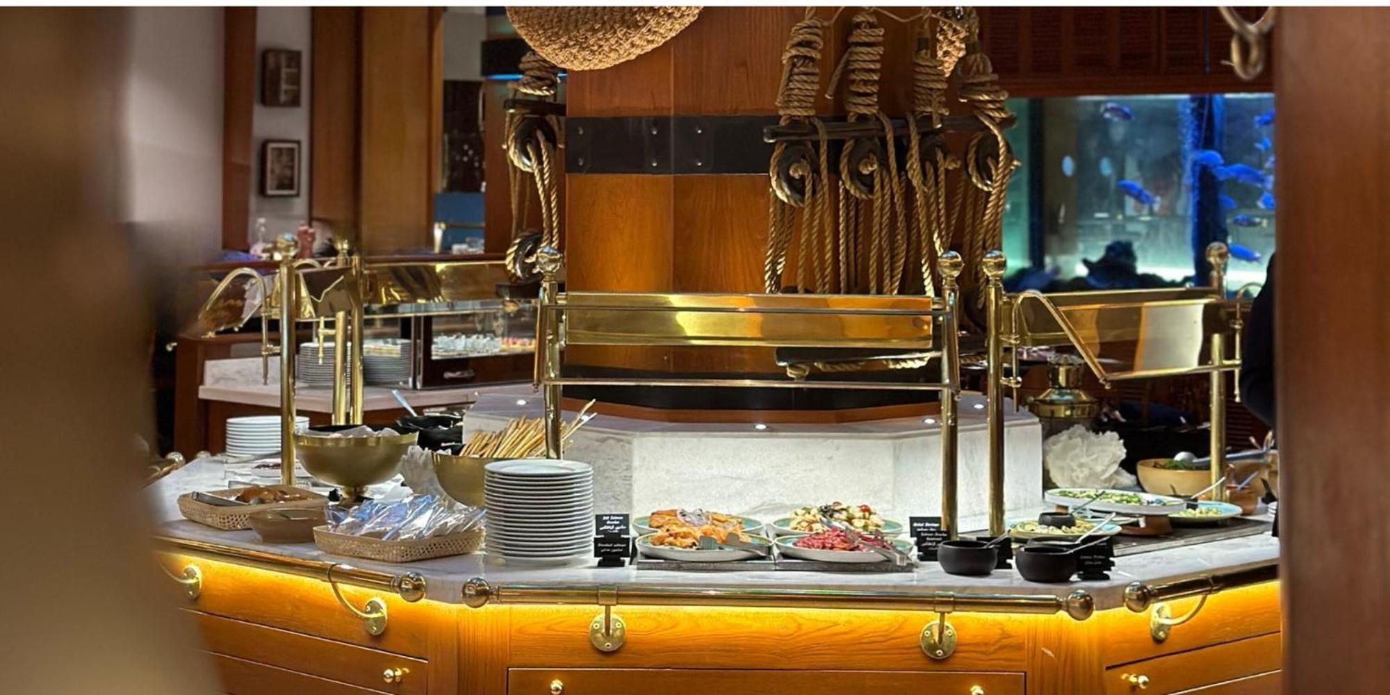 Crowne Plaza Kuwait Al Thuraya City By Ihg Kuwait City Bagian luar foto